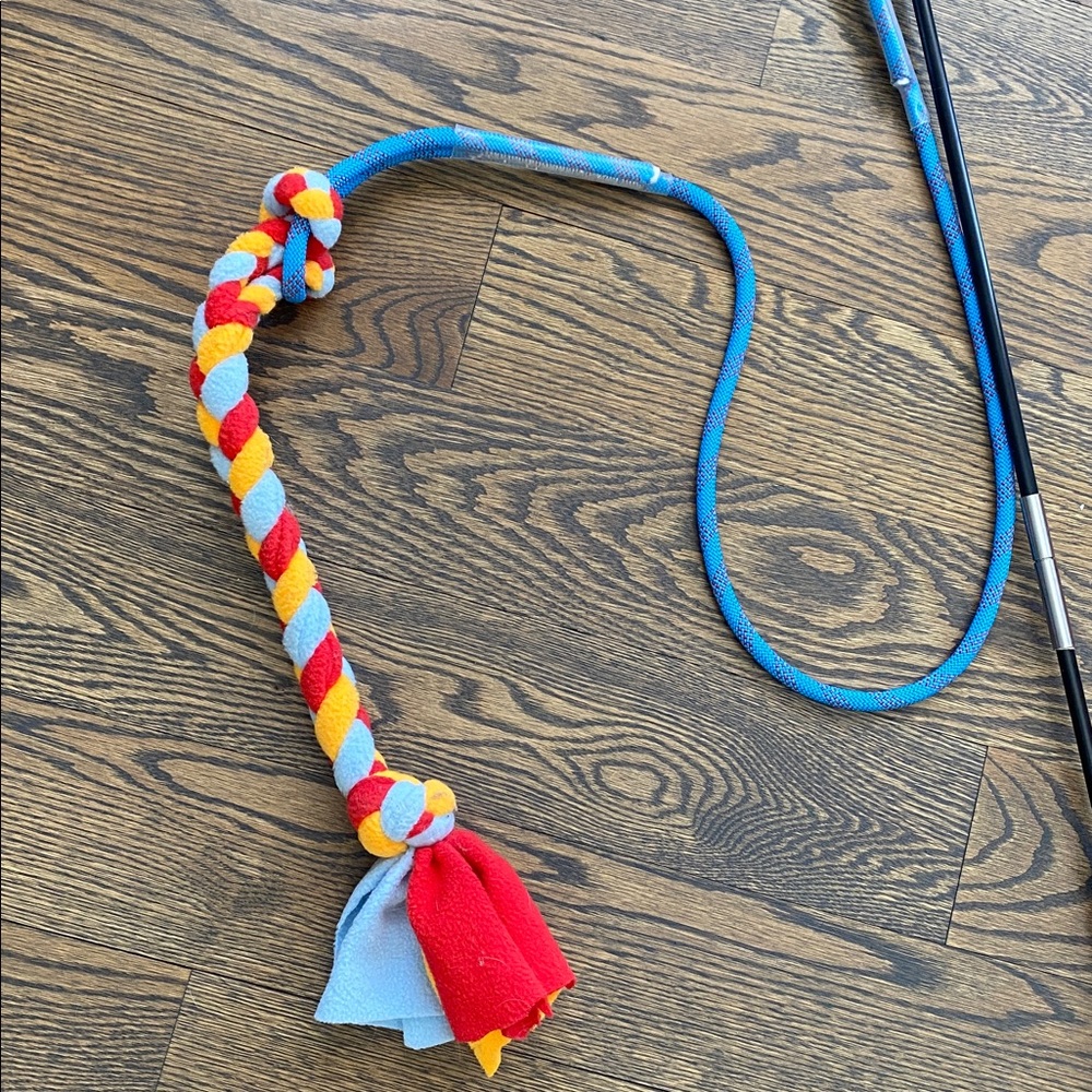 Dog Toy Pole - Picture 2 of 3